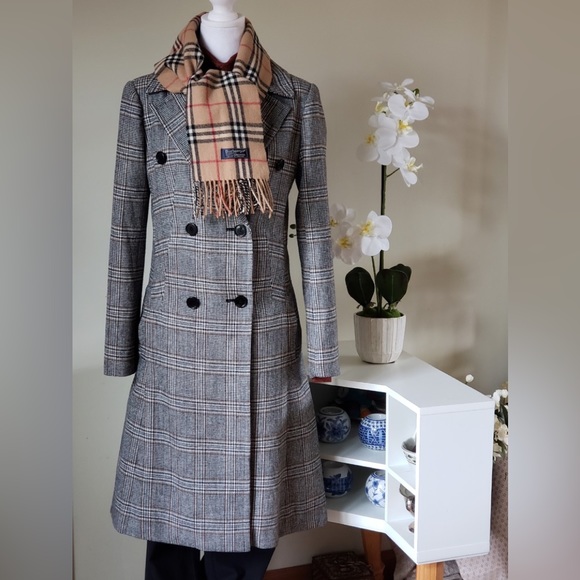 Mural Jackets & Blazers - Pre owned MURAL plaid midi length coat in great condition
